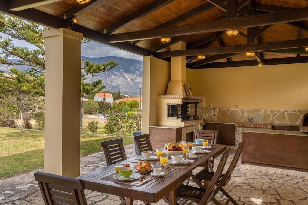 Villa Loukia Sparta Exterior foto