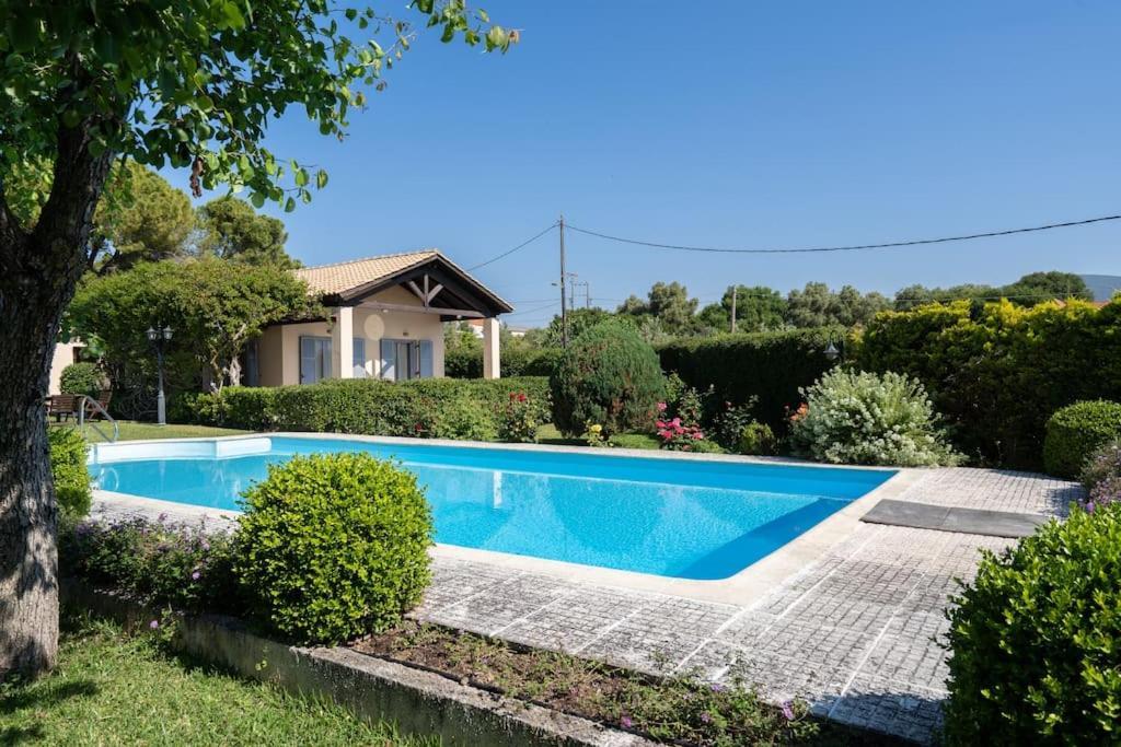 Villa Loukia Sparta Exterior foto